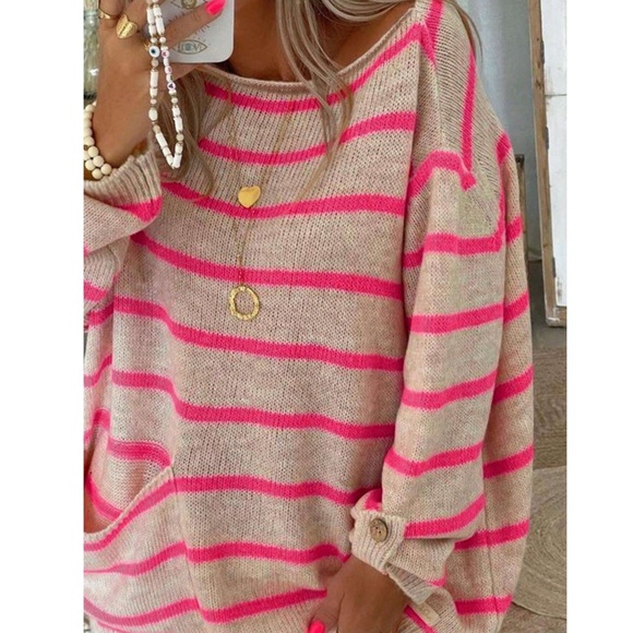 Cozy Striped Pocket Loose Fit Sweater Top - Picture 12 of 13